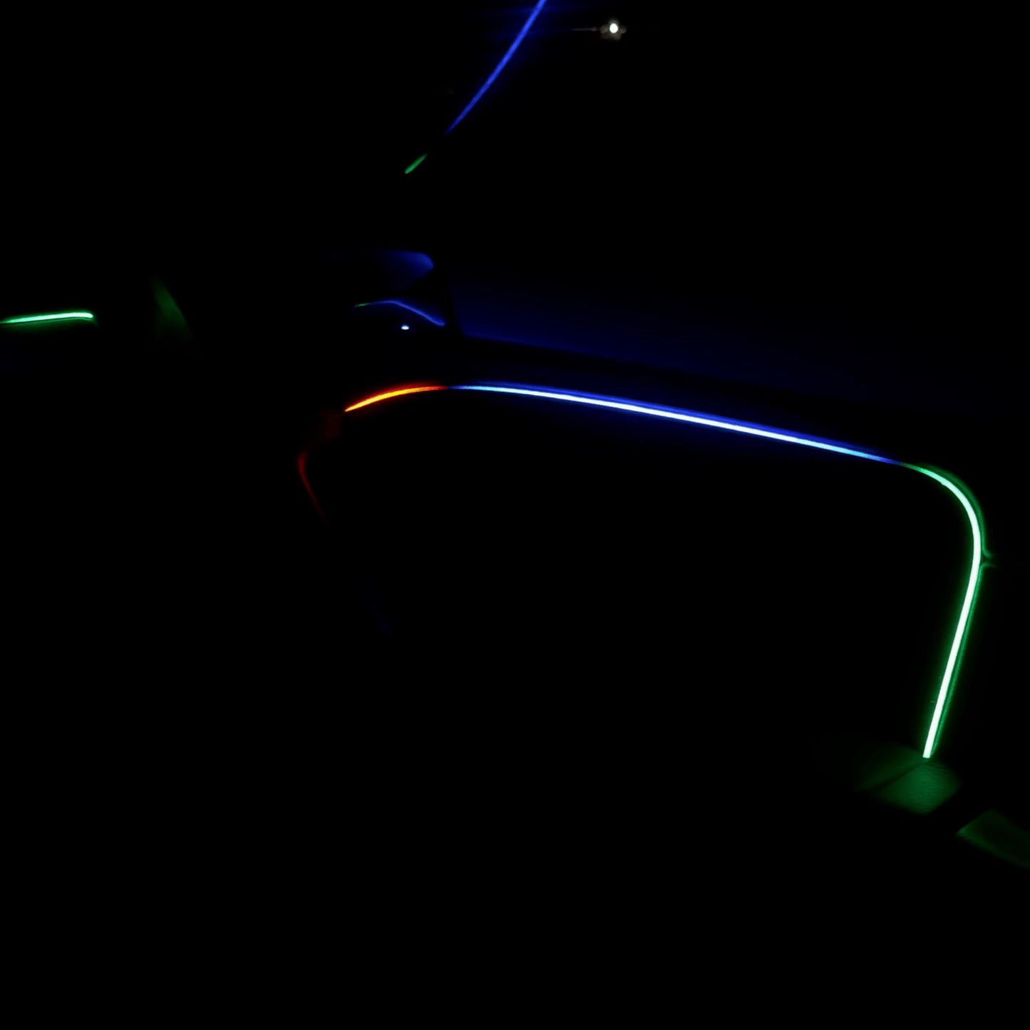 Kit Lumini Ambientale Auto 18 în 1 Symphony Tunivo – LED RGB cu Aplicație