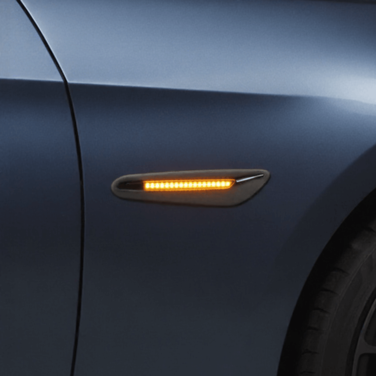Set 2 Semnalizari Dinamice LED BMW - E46, E90, E60, E84, E83