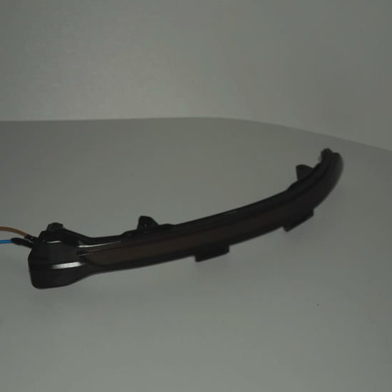 Semnalizare Dinamica LED VW - Golf 7, Golf 7.5, Golf 7 R-Line